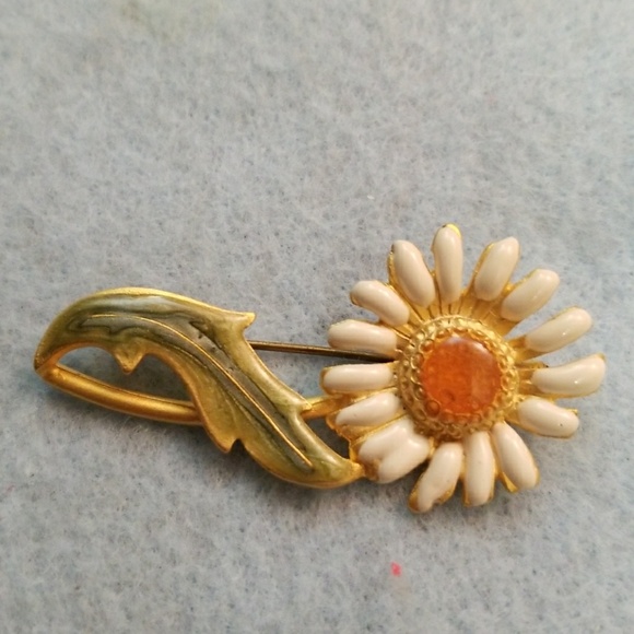 unknown Jewelry - ENAMEL Daisy FLOWER Brooch pin